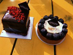 -UNI UNI(环亚凯瑟琳店)