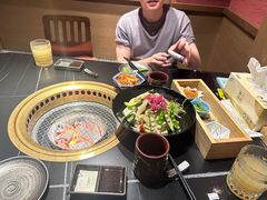-山川小町·极番烧肉(新地假日广场店)