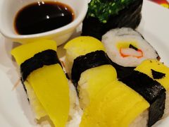 -四海一家自助餐(益田假日广场店)