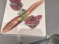 -左庭右院鲜牛肉火锅黑金店(陆家嘴中心店)