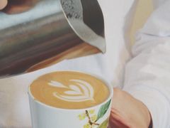 -Line 咖啡(石厦花园店)