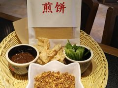 -鲁菜根·泰安菜(万达店)