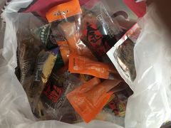 -老婆大人量贩零食连锁(萧山临浦店)