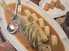 黄鱼烧年糕-荣小馆(安达仕店)