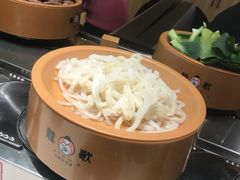 -龍歌自助小火锅(市南金茂湾店)