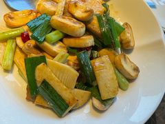 -新荣记(BFC外滩金融中心店)