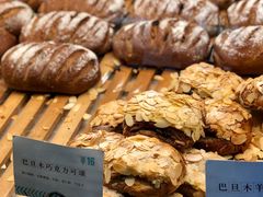 -Dough&Joe团憩(瑞虹天地月亮湾店)