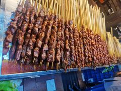 -八一路好吃街(雨田商务大厦店)