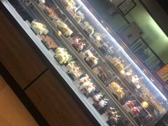 -85度C(生甜甜圈研究工坊·上海平凉店)