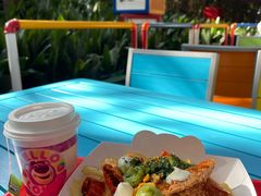 -Lotso Lunch Box 草莓熊餐盒