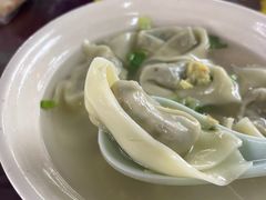 荠菜馄饨-鑫震源·苏式大虾生煎(彩香店)