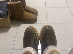 -UGG(燕莎奥特莱斯购物中心店)
