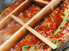 -沸炉重庆老火锅(军事博物馆店)