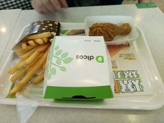 香辣鸡腿堡套餐-德克士(广州南站店)