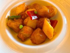 菠萝咕噜肉-富力丽思卡尔顿酒店·丽轩中餐厅