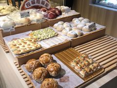 -顶东面包花园·生日蛋糕(世博店)