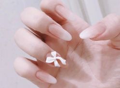 -雪奈传统美甲美睫