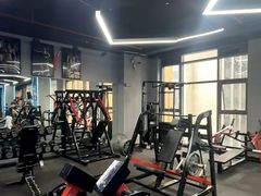-豪思成DK健身私教连锁(凯乐国际店)