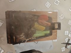 -穹六人间 people 6(岳阳路店)