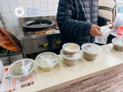 -黄阿姨锅贴大王(万航渡路店)