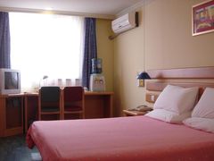 -如家精选酒店(上海塘桥儿童医学中心世博店)