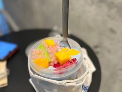 藻蓝椰香元气水果杯-溪边姑娘·拉丝酸奶水果捞(春熙路店)