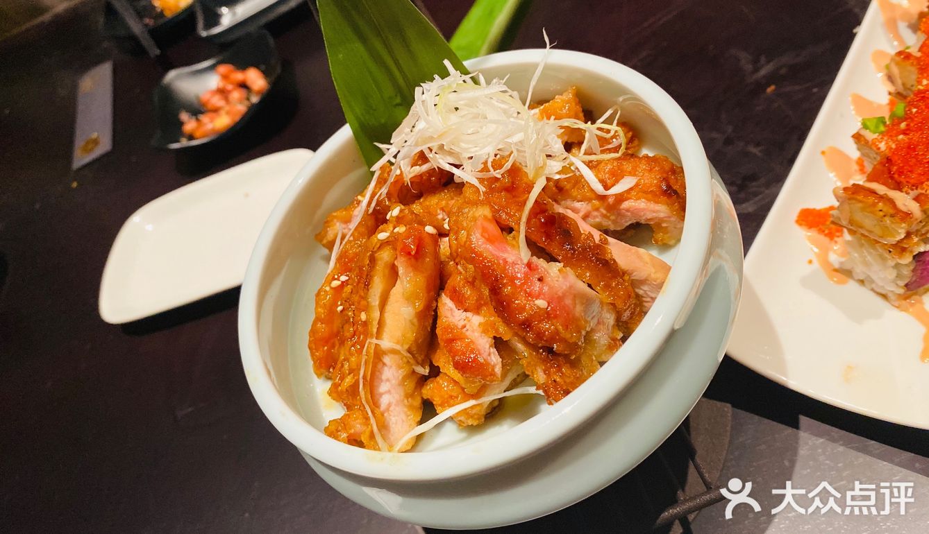 参加山上下的品鉴 日料的食材搭配拍出来特别舒服