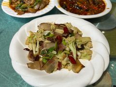 -华冠悠岚·庭院餐厅(青城后山店)