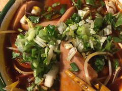 -拈签一笑黄牛肉辣卤串串