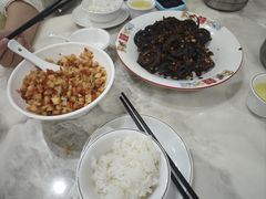 -红色湘菜馆(春风店)