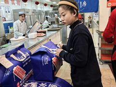 -楼外楼大刀肉传统火锅居(幸福街店)