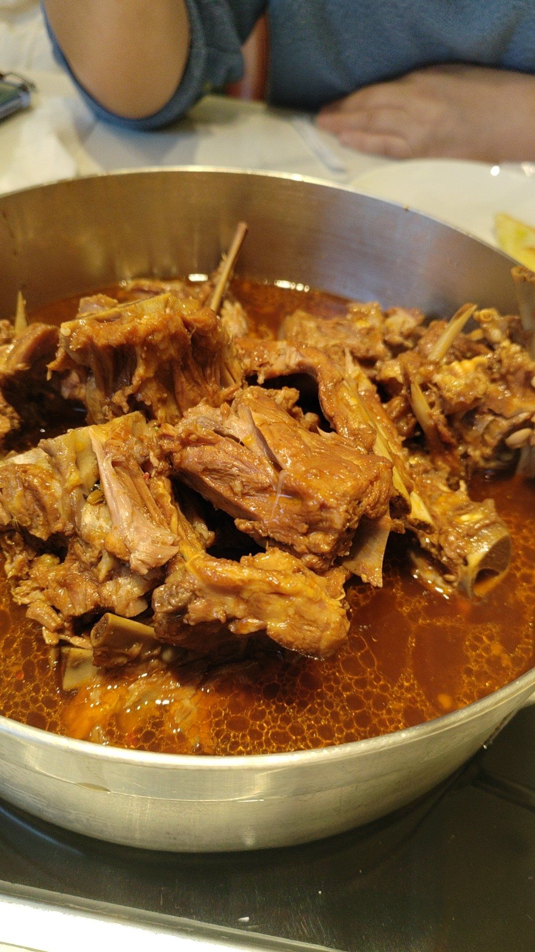 蝎王府得羊蝎子一进门就闻到了很浓郁的香味