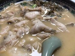 -明呈黄鱼面馆(斜土路店)