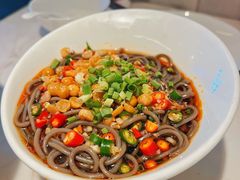 酸辣蕨根粉-茅庐川菜(烟台万象汇店)