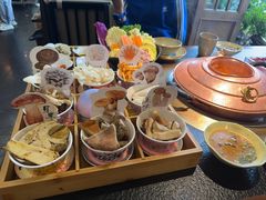 -菌自由丨野生菌火锅特色庭院餐厅(丽江古城店)