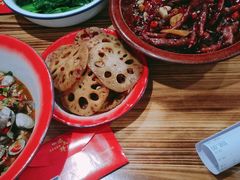 -老三样·美食研究中心(世贸路店)