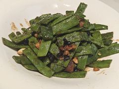 -老周家酱卤猪蹄私房菜(克拉玛依西街店)