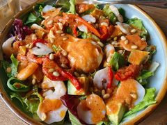 虾仁牛油果沙拉-RAC BAR(安福路店)