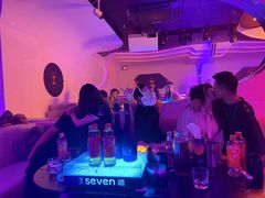 -古吉拉酒吧·蒲seven蹦