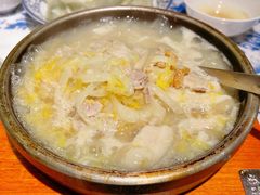 酸菜白肉-东方饺子王(和平里店)