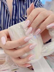 -七彩虹美甲美睫 半永久