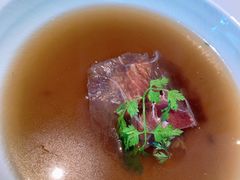 伊比利亚火腿牛肝菌法式鸡肉清汤-蝶舍·MAISON PAPILLON