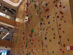 -ROCKPLUS攀岩馆(环宇城店)