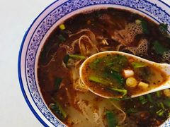 -烤鸭肉夹馍鸭汤店