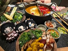 -三出山火锅(南京万象天地店)