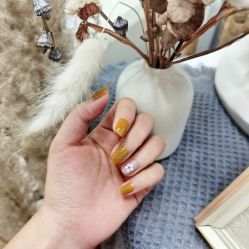 -兔兔妹款式美甲美睫