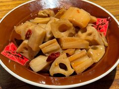 -泉畔人家·老济南经典鲁菜(大明湖店)