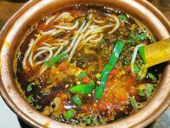 肉霸铜锅米线-都氏二当家(九方店)