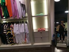 -东荟城名店仓