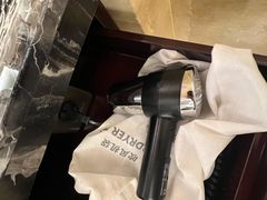 -成都保利公园皇冠假日酒店(熊猫基地店)